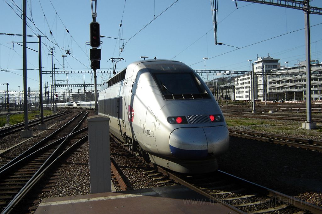 1466-0025-190408.jpg - SNCF TGV 384.020 / Zürich HB 19.4.2008