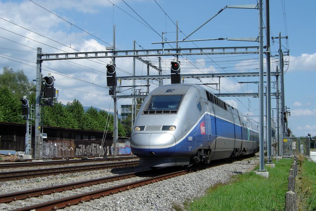 1212-0006-230806.jpg - SNCF TGV 384.002 / Grenchen-Süd 23.8.2006 / Grenchen-Süd 23.8.2006