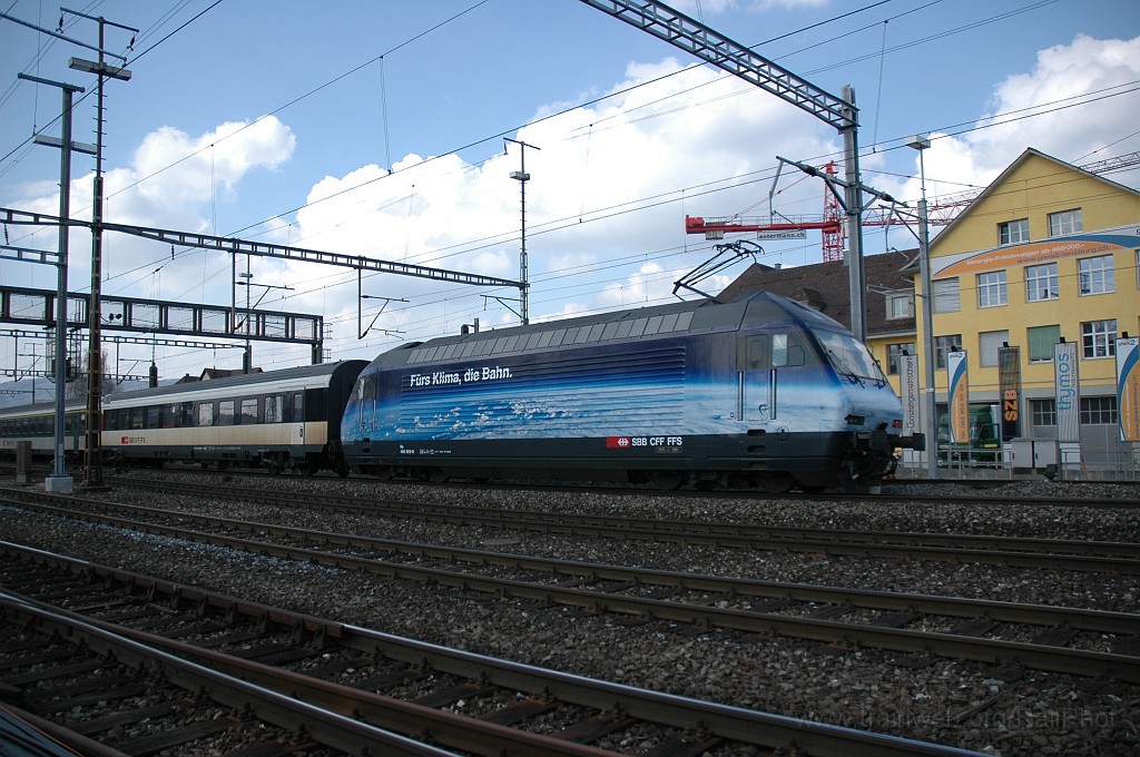 1849-0036-130410.jpg - SBB-CFF Re 460.002-9 «Seeland / Fürs Klima die Bahn» / Lenzburg 13.4.2010
