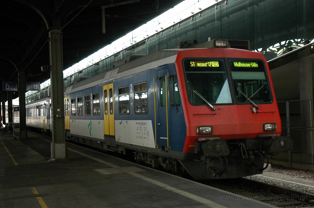 1889-0022-080610.jpg - SBB-CFF Bt (NPZ2) 50 85 29-35 952-5 / Basel SNCF 8.6.2010