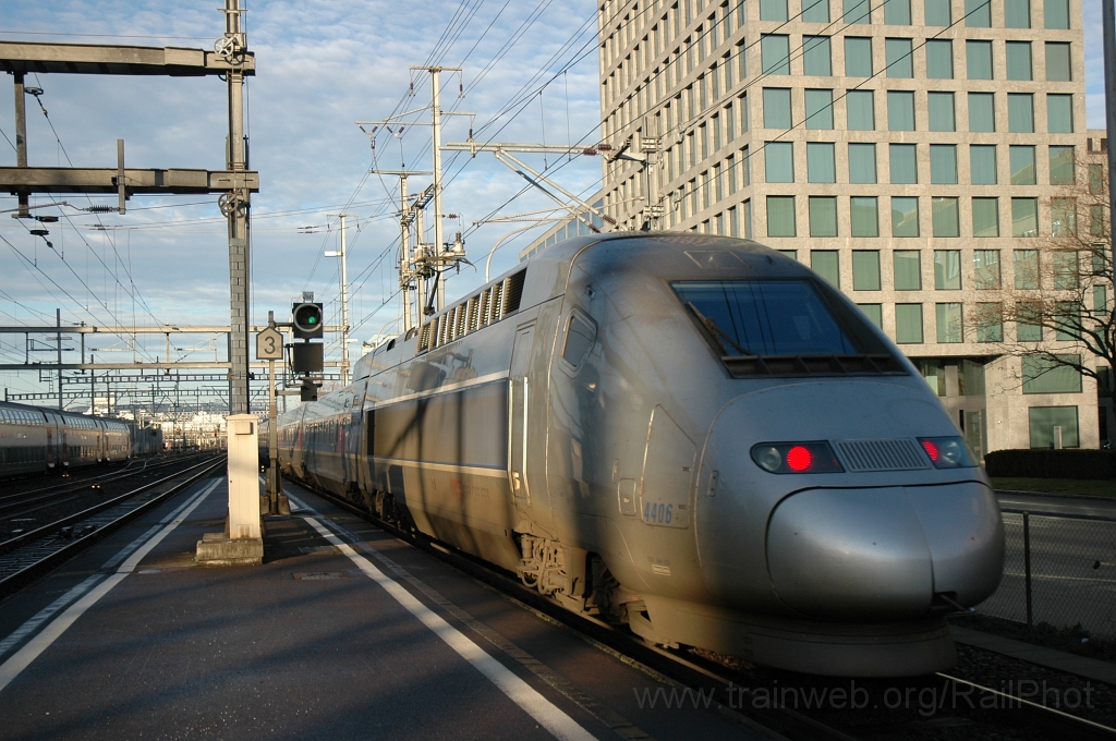 2293-0025-030112.jpg - SNCF TGV 384.011 «Basel» / Zürich-Altstetten 3.1.2012
