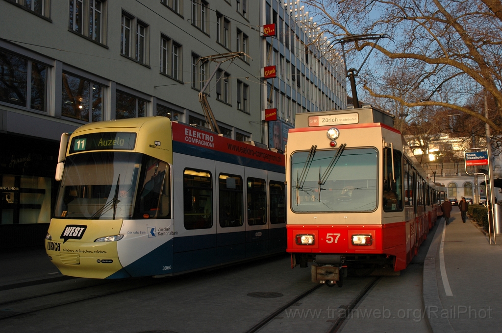 2298-0012-170112.jpg - FB Be 4/4 57 + VBZ Be 5/6 3060 «Tram Zürich West» / Bahnhof Stadelhofen 17.1.2012