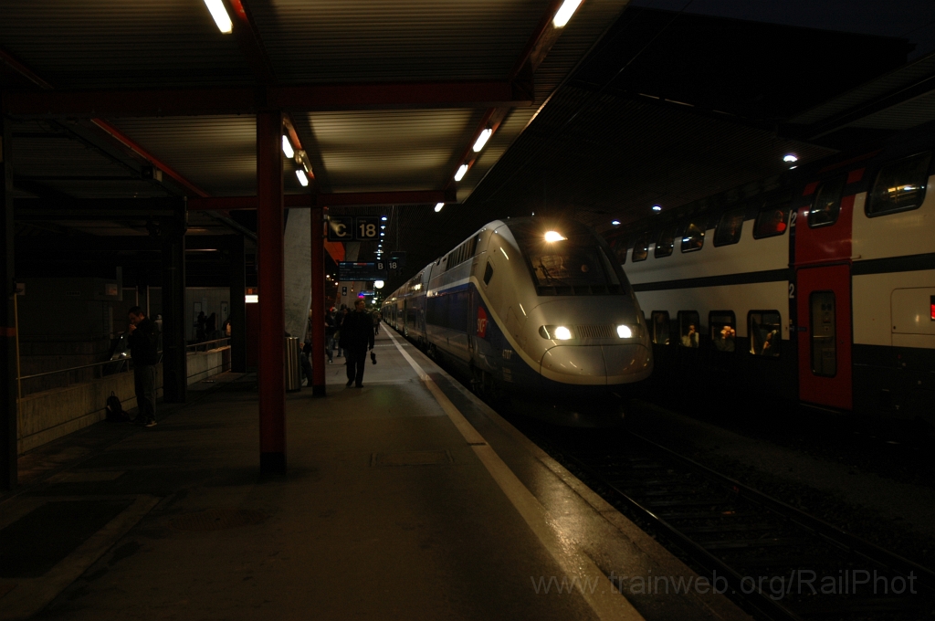 2300-0032-200112.jpg - SNCF TGV 310.014 / Zürich HB 20.1.2012