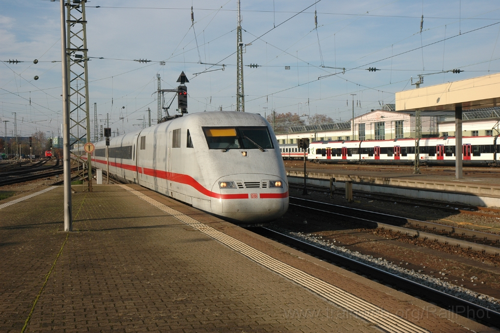 2676-0048-171112.jpg - DBAG ICE 401.087-2 / Basel Badische Bahnhof 17.11.2012