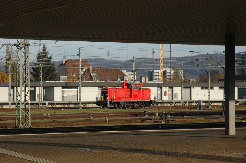 2678-0009-171112.jpg - DBAG 363.103-3 / Basel Badische Bahnhof 17.11.2012