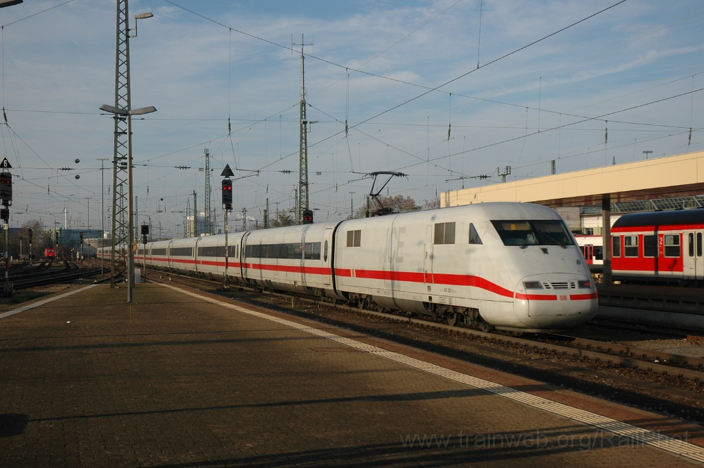 2678-0035-171112.jpg - DBAG ICE 401.002-1 / Basel Badische Bahnhof 17.11.2012