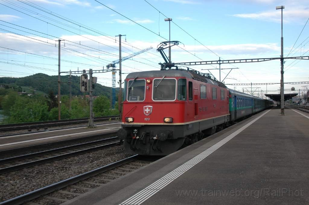 2802-0023-080513.jpg - SBB-CFF Re 4/4'' 11217 / Killwangen-Spreitenbach 8.5.2013