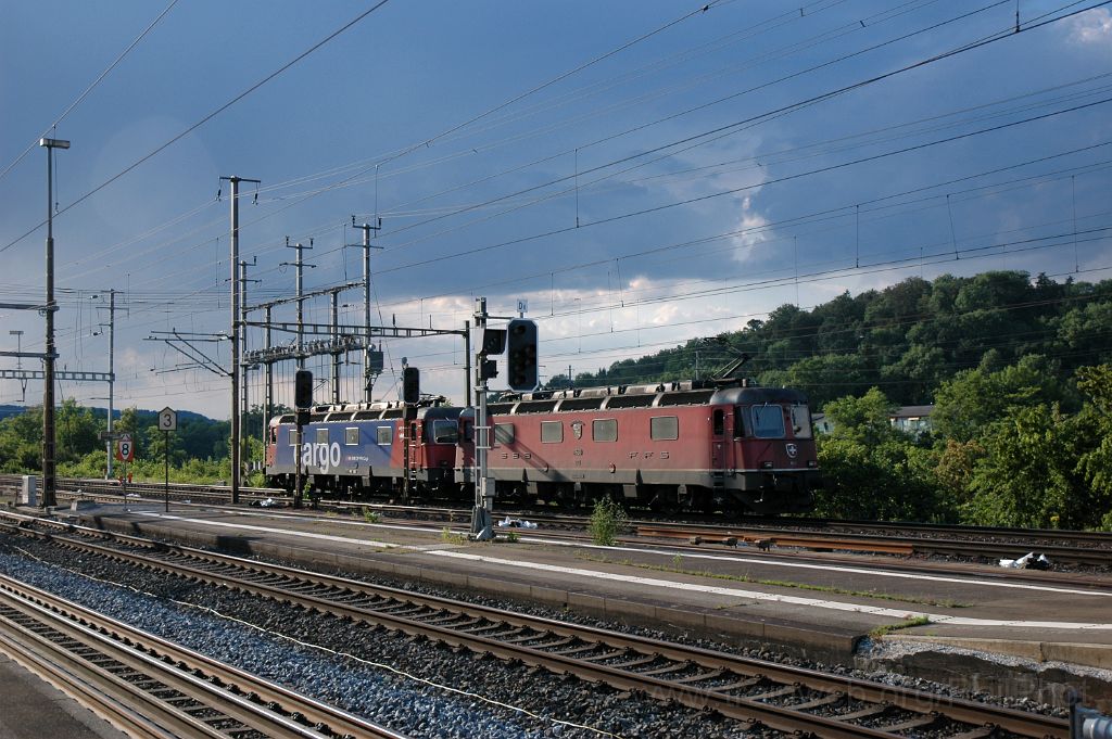 3173-0002-180614.jpg - SBB-CFF Re 620.033-1 "Muri AG" + Re 6/6 11630 "Herzogenbuchsee" / Killwangen-Spreitenbach 18.6.2014