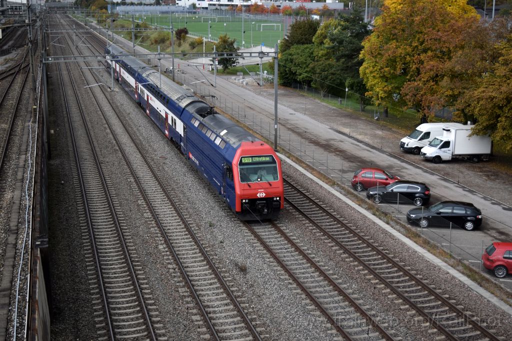 4229-0025-181016.jpg - SBB-CFF Re 450.091-4 "Dürnten" / Zürich-Mülligen (Hermetschloobrücke) 18.10.2016