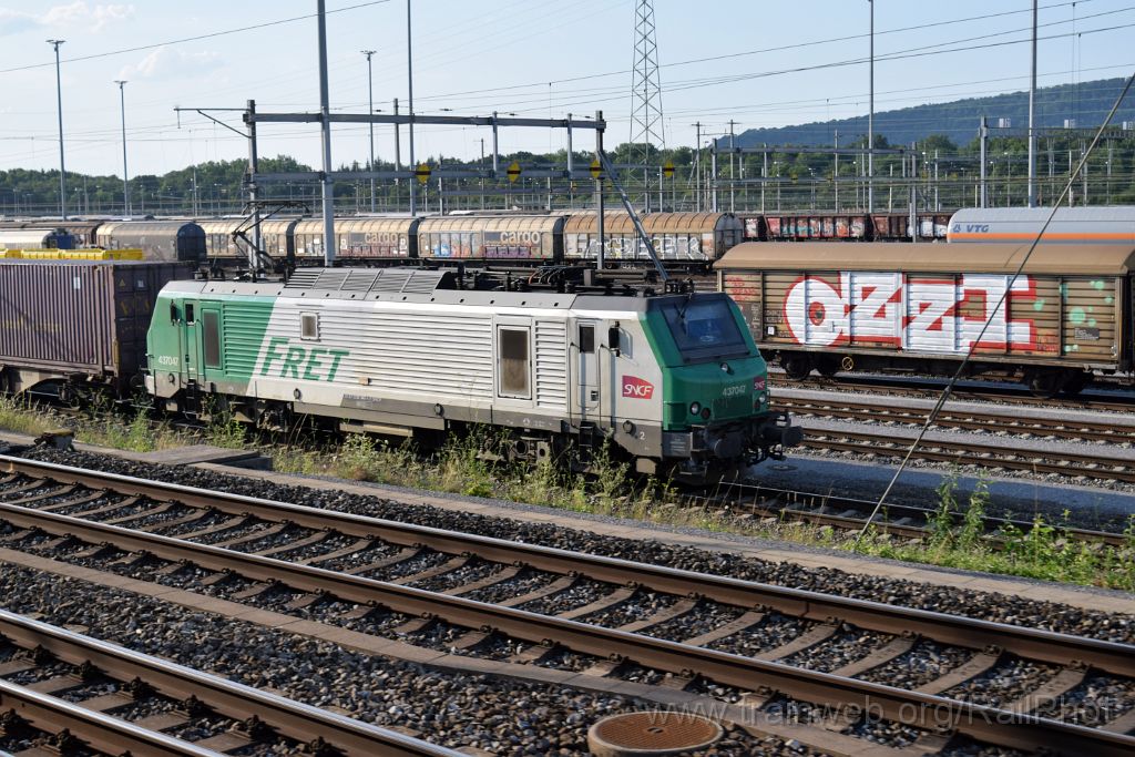 4548-0013-180717.jpg - SNCF BB 37047 / Muttenz 18.7.2017