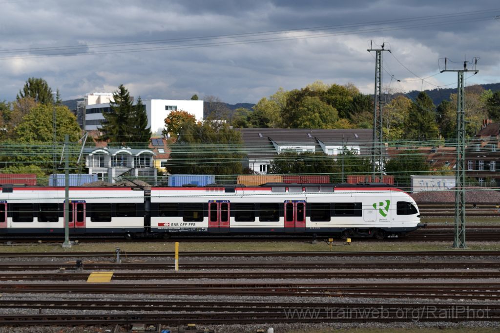 4710-0007-121017.jpg - SBB-CFF RABe 521.011 "Oberdorf Weissenstein" / Basel Badische Bahnhof 12.10.2017