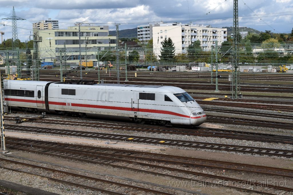 4712-0007-121017.jpg - DBAG ICE 401.075-7 "Nürnberg" / Basel Badische Bahnhof 12.10.2017