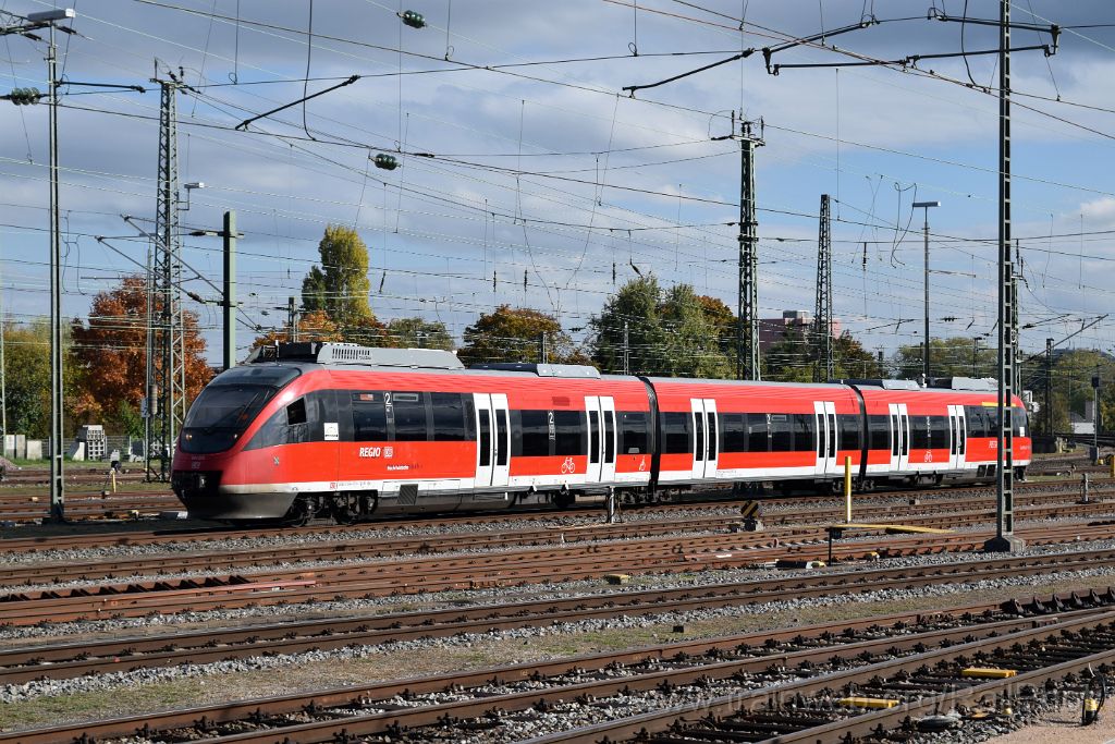 4713-0041-121017.jpg - DBAG 644.024 "Landkreis Waldshut" / Basel Badische Bahnhof 12.10.2017