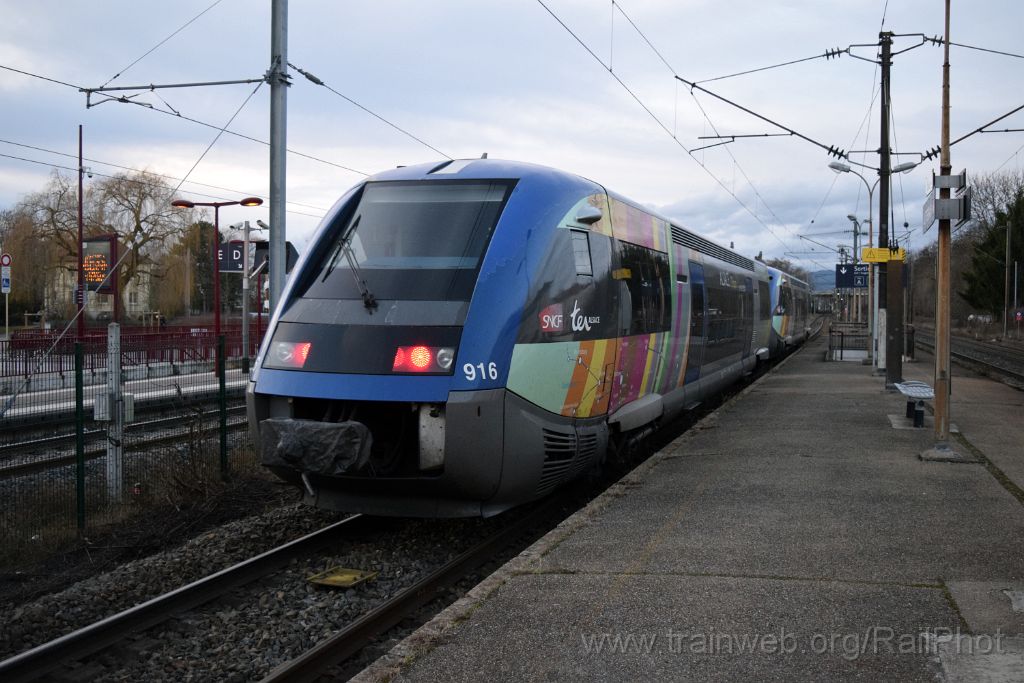 4797-0017-261217.jpg - SNCF X 73903 + SNCF X 73916 / Lutterbach 26.12.2017