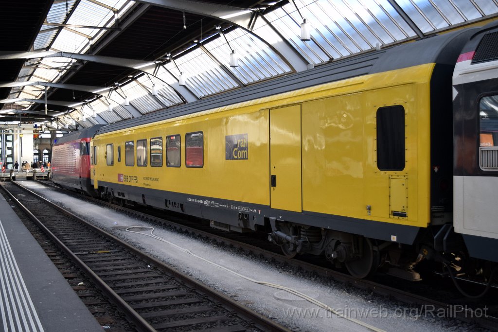 8992-0046-110324.jpg - SBB-CFF X 108 "RailCom" + Re 460.102-7 "Lägern" / Zürich HB 11.3.2024