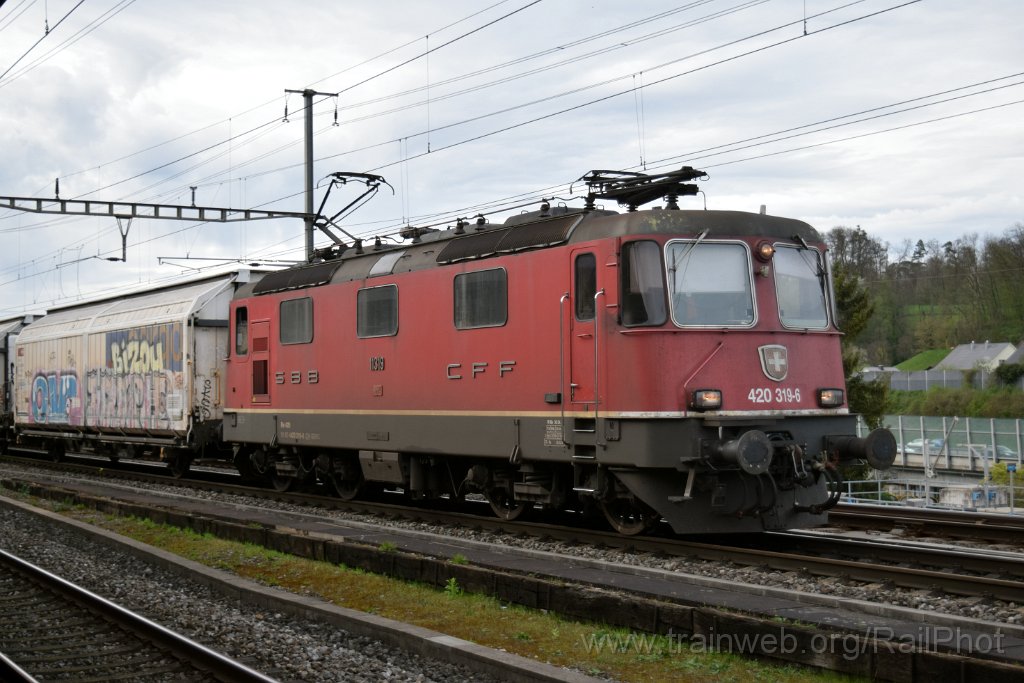 9023-0030-050424.jpg - SBB-CFF Re 4/4" 11319 / Killwangen-Spreitenbach 5.4.2024