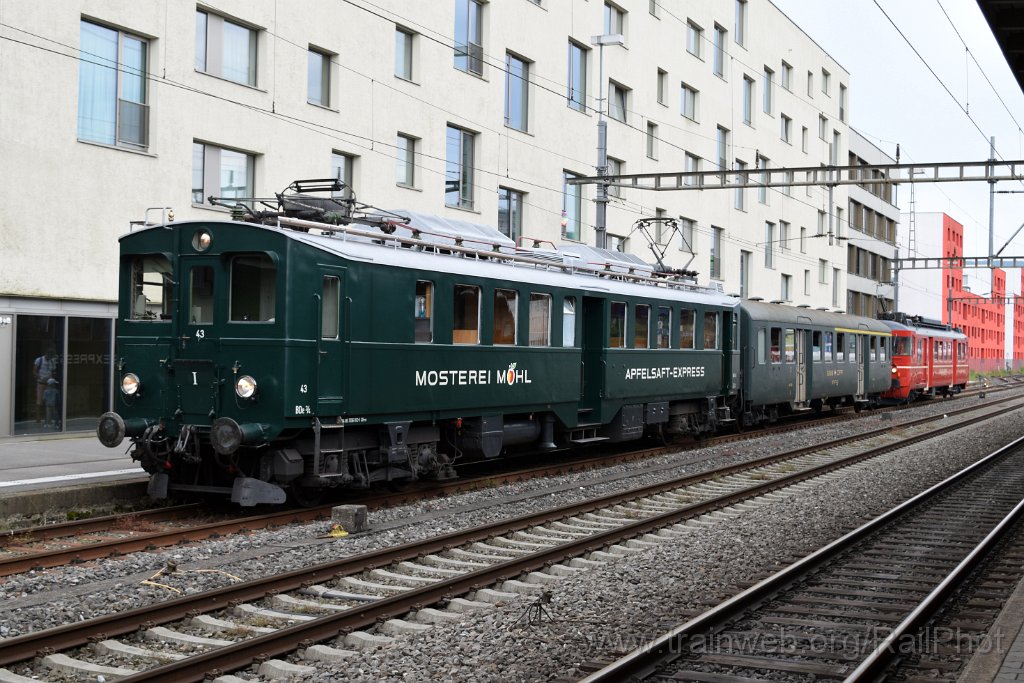 9152-0031-080624.jpg - BT BDe 3/4 43 "Möhl Apfelsaft-Express" + SBB-CFF AB4ü 3750 + SiTB BDe 4/4 92 "Horgen" / Schlieren 8.6.2024