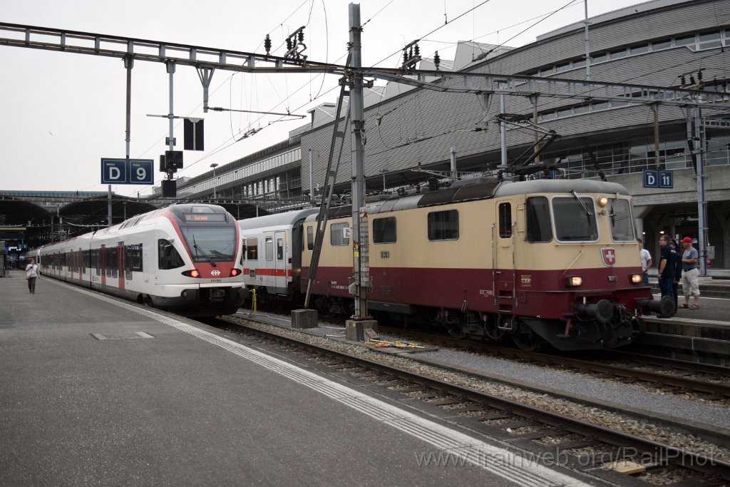 9187-0049-290624.jpg - SBB-CFF RABe 523.063 + IRSI Re 421.393-0 / Luzern 29.6.2024