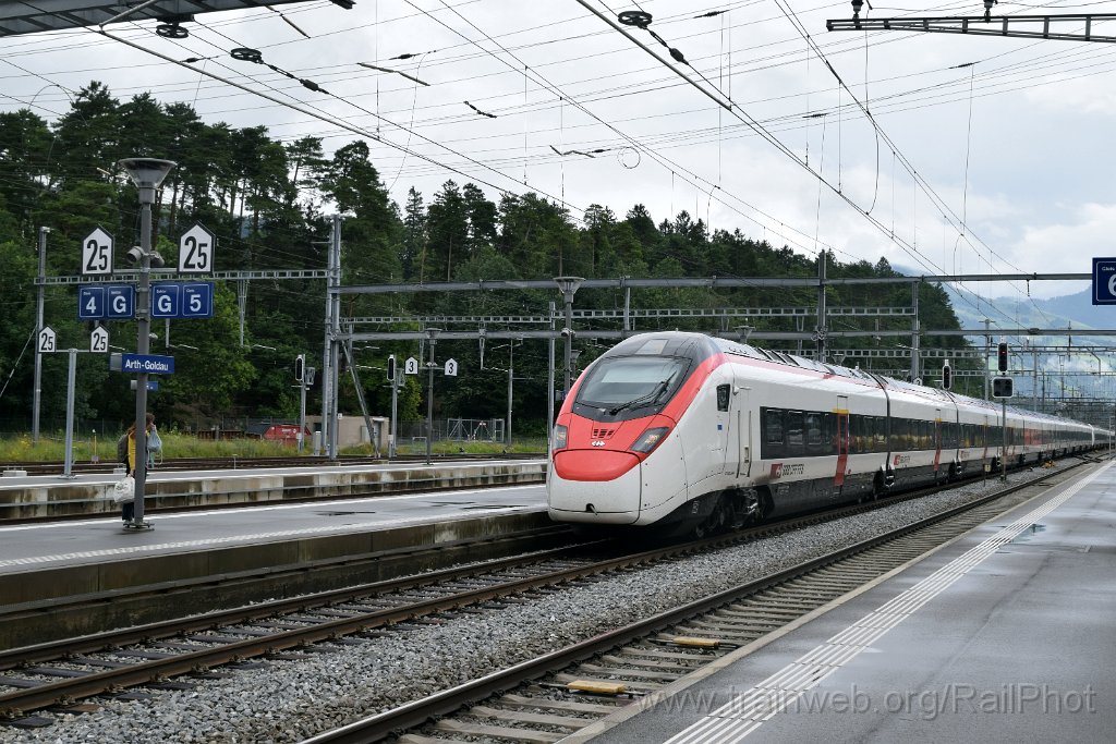 9193-0018-300624.jpg - SBB-CFF RABe 501.013 "Zug" / Arth-Goldau 30.6.2024