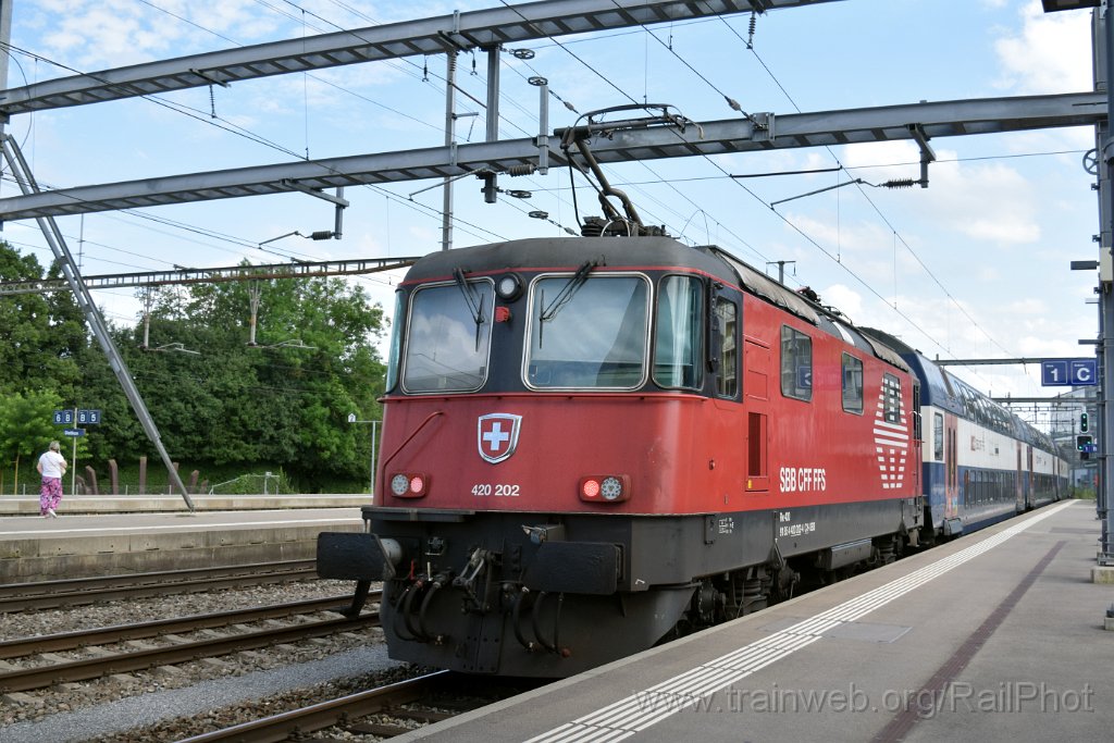 9206-0042-110724.jpg - SBB-CFF Re 420.202-4 / Dietikon 11.7.2024