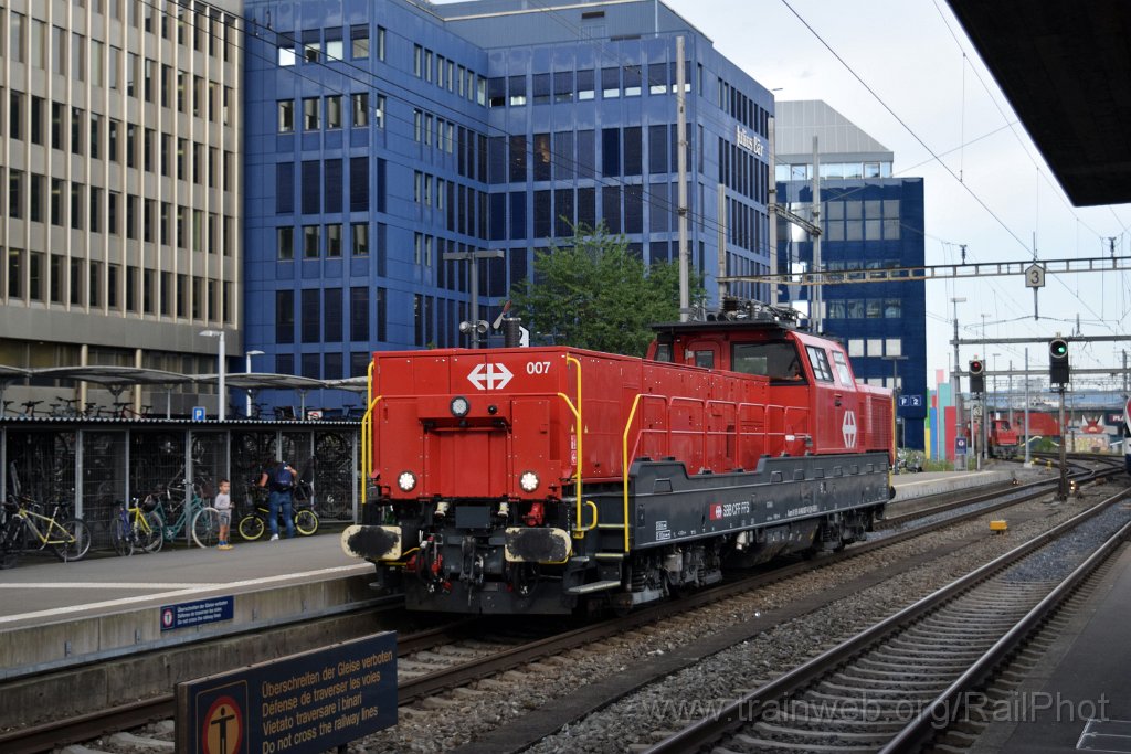 9211-0005-150724.jpg - SBB Aem 940.007-8 / Zürich-Altstetten 15.7.2024