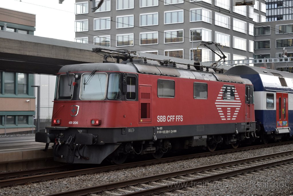 9211-0031-150724.jpg - SBB-CFF Re 420.206-5 / Zürich-Altstetten 15.7.2024