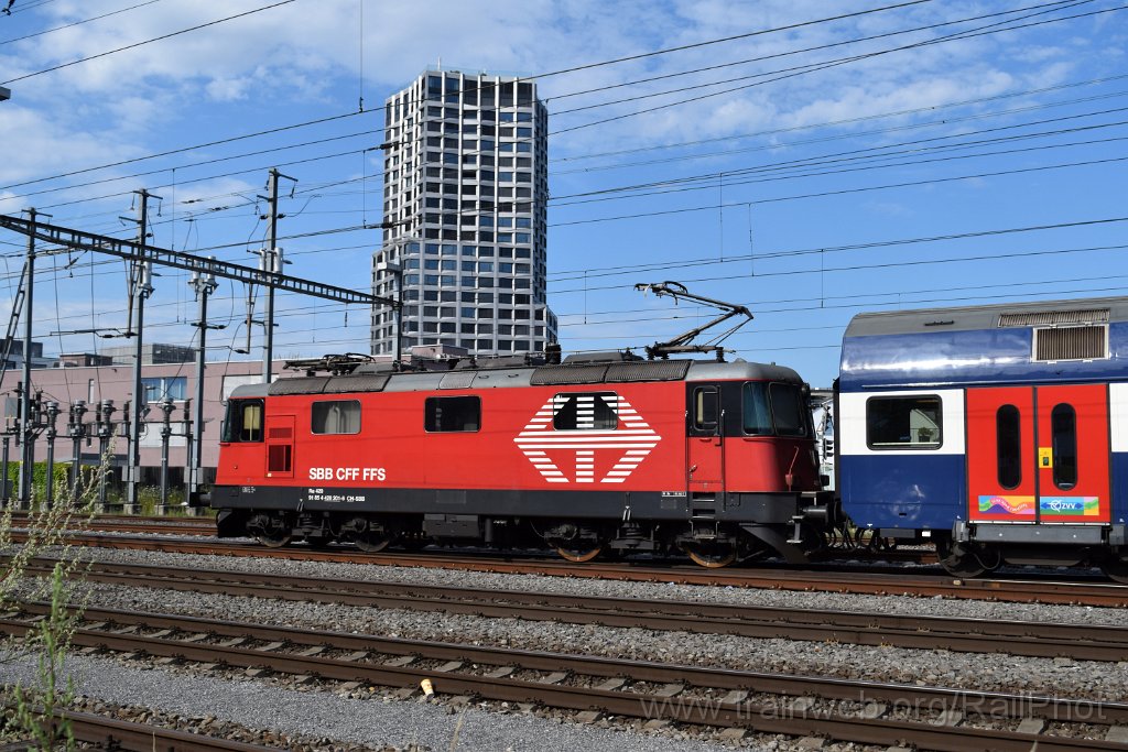 9212-0011-150724.jpg - SBB-CFF Re 420.201-6 / Dietikon 15.7.2024