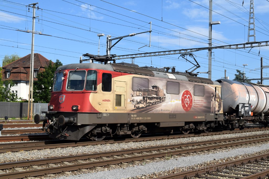 9213-0007-150724.jpg - SBB-CFF Re 420.251-1 "175 ans de chemin de fer en Suisse" / Dietikon 15.7.2024