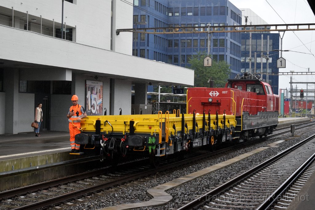 9233-0026-220724.jpg - SBB Kgs (Xns) 182 + Aem 940.007-8 / Zürich-Altstetten 22.7.2024