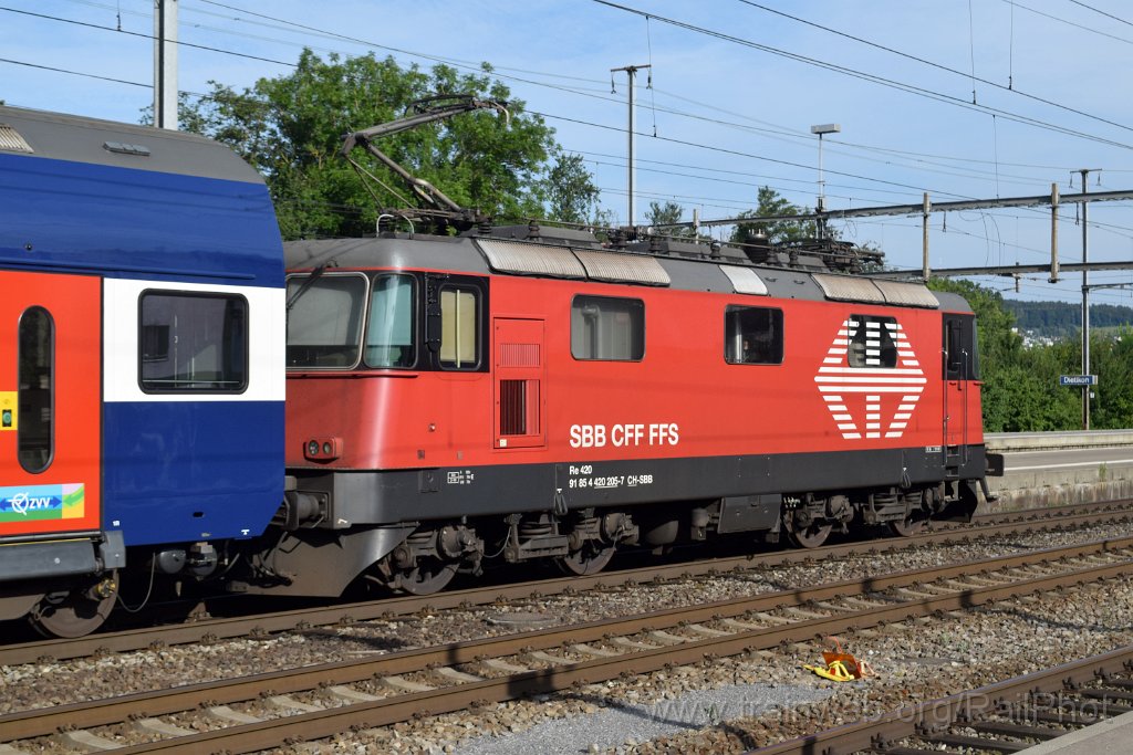 9239-0026-250724.jpg - SBB-CFF Re 420.205-7 / Dietikon 25.7.2024