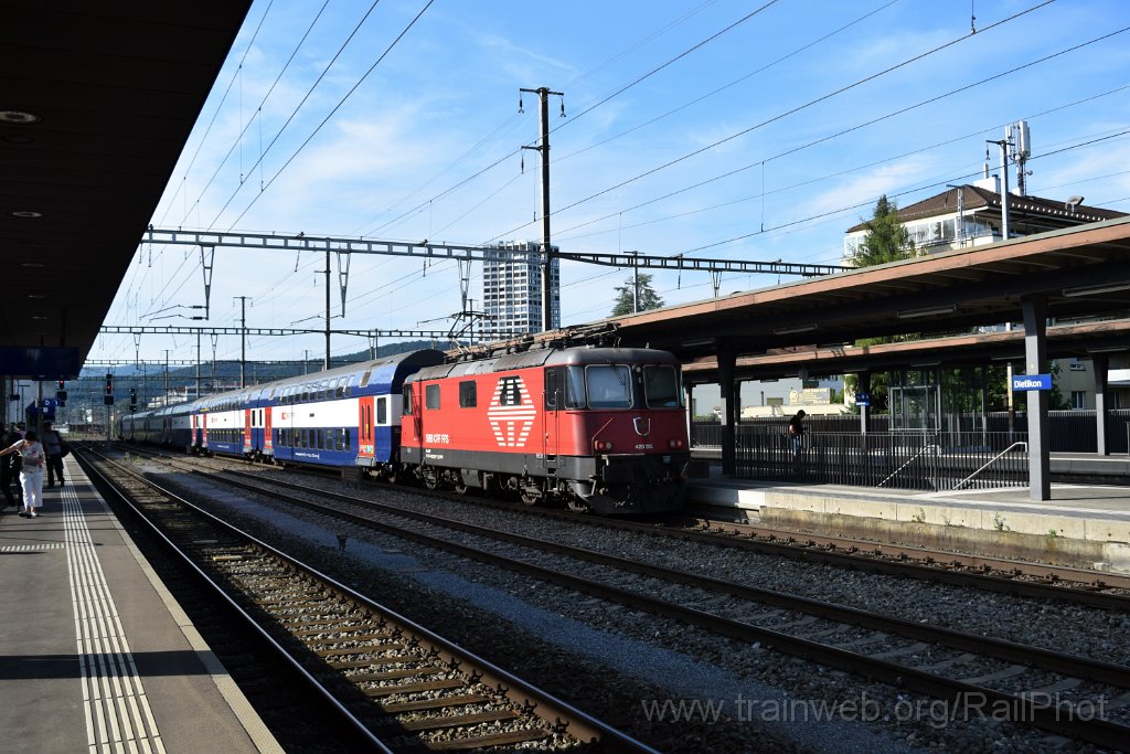 9239-0039-250724.jpg - SBB-CFF Re 420.205-7 / Dietikon 25.7.2024