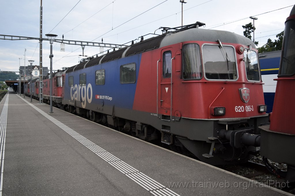 9251-0013-270724.jpg - SBB-CFF Re 620.065-3 "Ziegelbrücke" + Re 6/6 11666 "Stein am Rhein" + Re 620.069-5 "Hägendorf" + Re 620.035-6 "Muttenz" / Bülach 27.7.2024