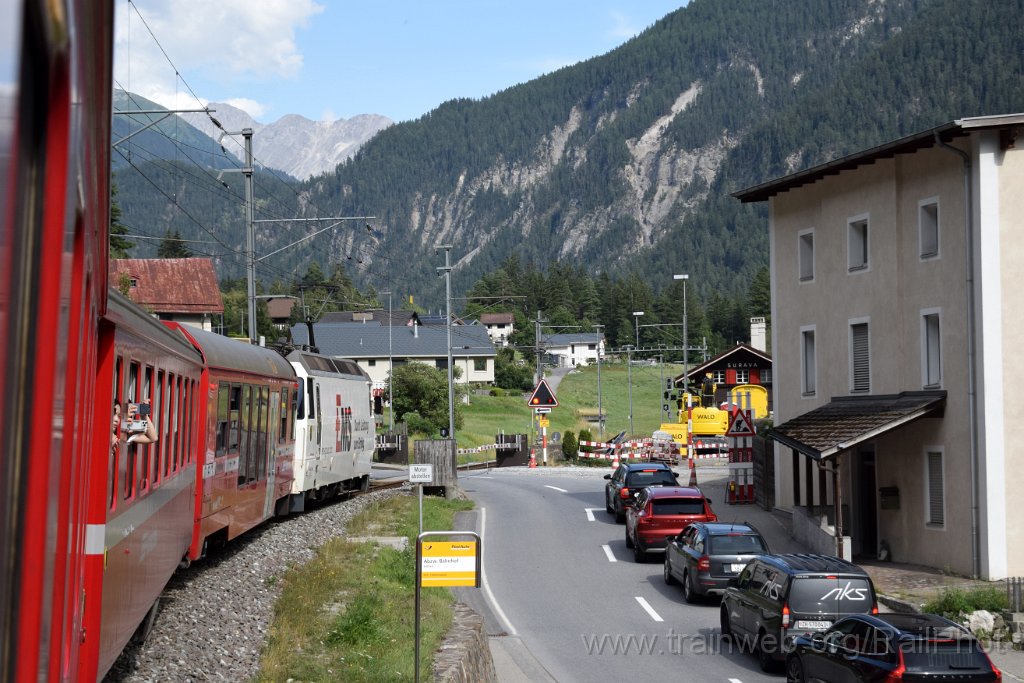 9261-0037-010824.jpg - RhB Ge 4/4"' 643 "Vals" / Surava 1.8.2024