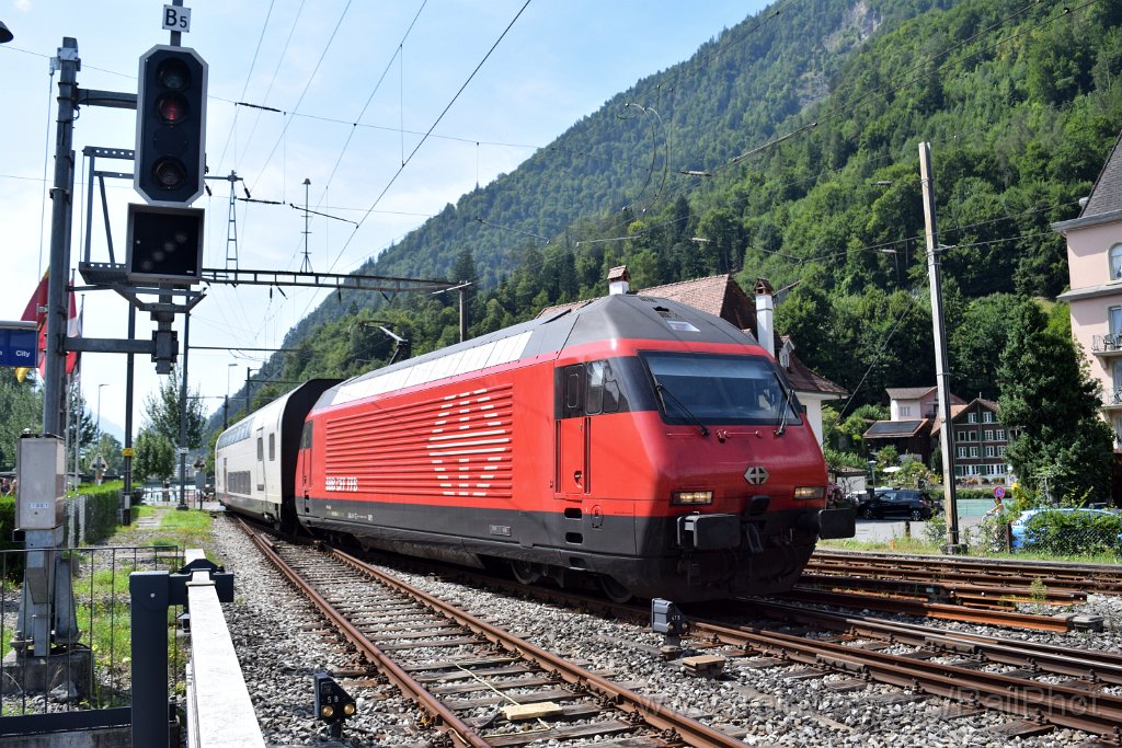 9266-0032-040824.jpg - SBB-CFF Re 460.080-5 "Tre Valli" / Interlaken-Ost 4.8.2024