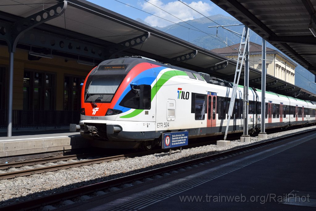 9271-0018-100824.jpg - SBB-CFF RABe 524.016 / Bellinzona 10.8.2024