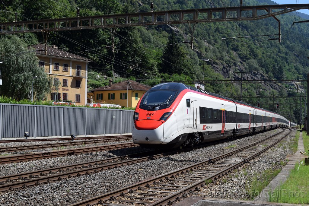 9272-0036-100824.jpg - SBB-CFF RABe 501.001 "Ticino" / Lavorgo 10.8.2024