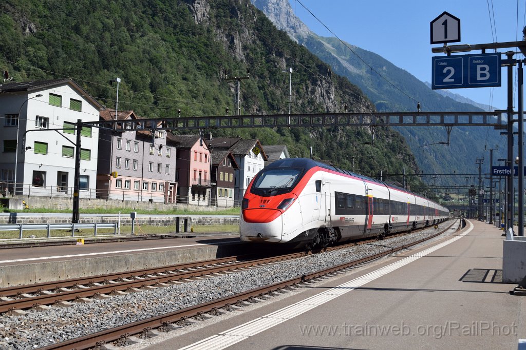 9276-0021-100824.jpg - SBB-CFF RABe 501.020 "Luzern" / Erstfeld 10.8.2024