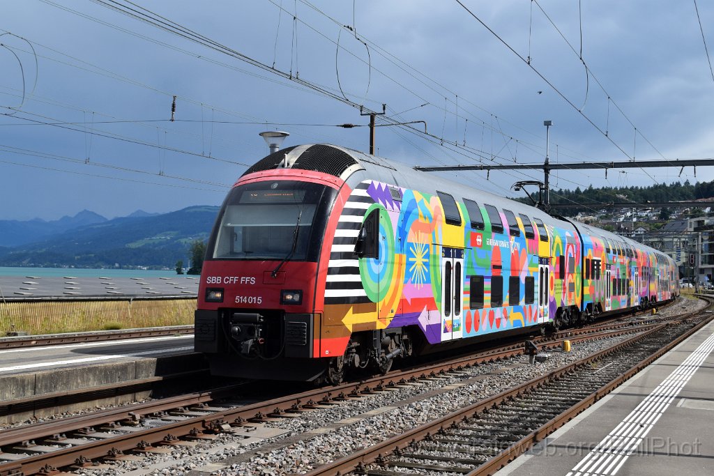 9282-0003-140824.jpg - SBB-CFF RABe 514.015 "Gemeinsam vorwärts ZVV" / Wädenswil 14.8.2024