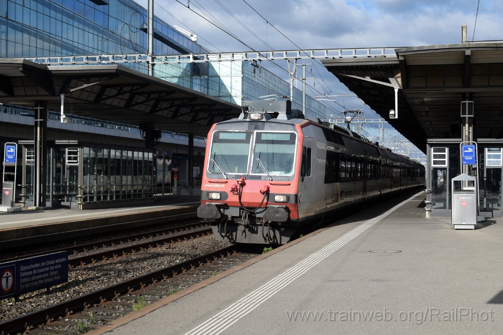 9293-0042-190824.jpg - SBB-CFF RBDe 560.295-8 / Aarau 19.8.2024