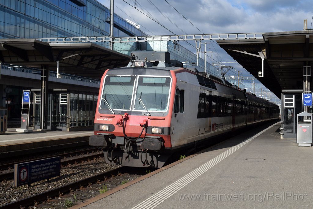 9293-0045-190824.jpg - SBB-CFF RBDe 560.295-8 / Aarau 19.8.2024