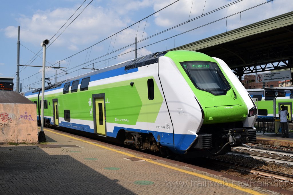 9300-0014-200824.jpg - Trenord ETR 522.047 / Milano Lambrate 20.8.2024