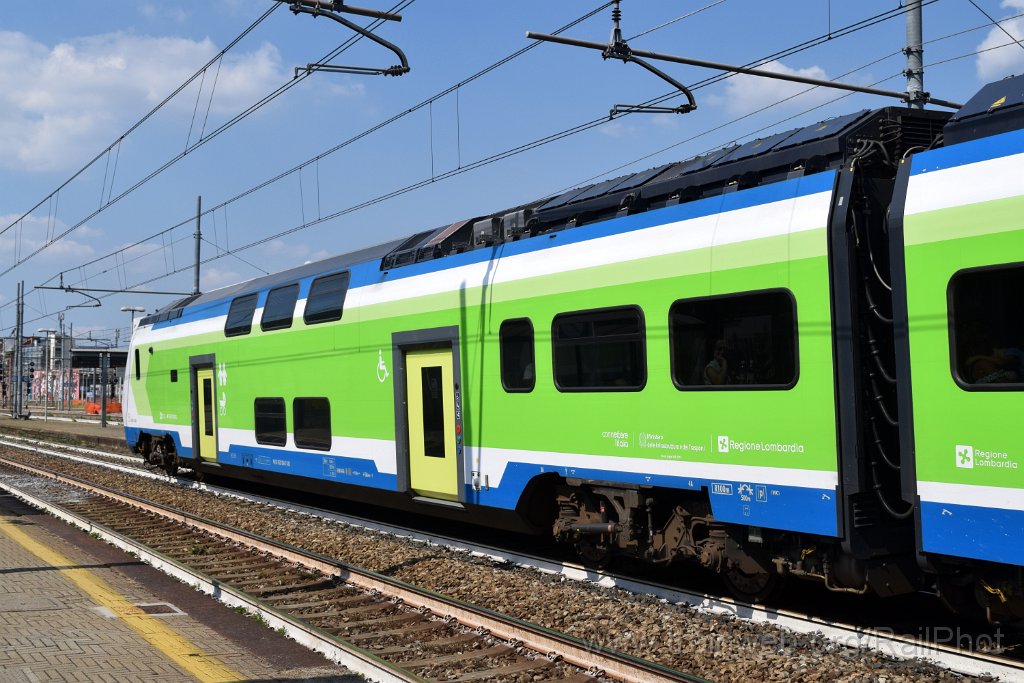 9307-0016-200824.jpg - Trenord ETR 522.034 / Milano Lambrate 20.8.2024