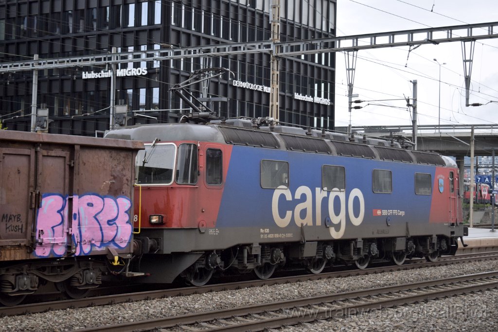 9401-0013-041024.jpg - SBB-CFF Re 620.058-8 "Auvernier" / Zürich-Altstetten 4.10.2024