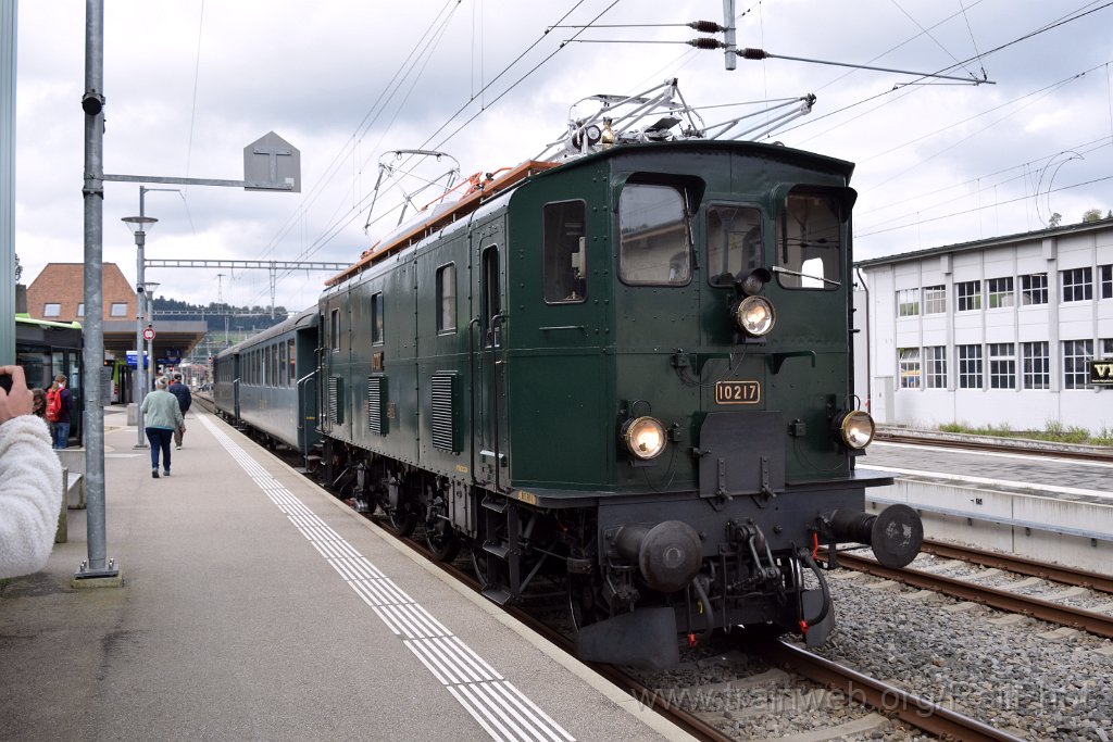 9404-0032-051024.jpg - SBB-CFF Ae 3/5 10217 / Huttwil 5.10.2024