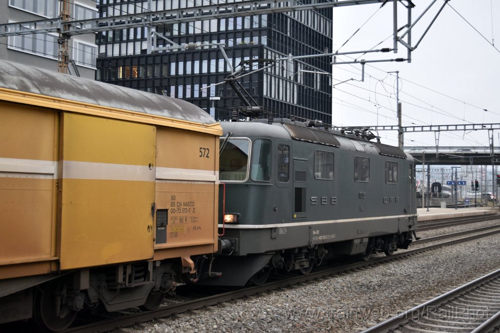 9443-0027-311024.jpg - SBB-CFF Re 4/4" 11335 / Zürich-Altstetten 31.10.2024