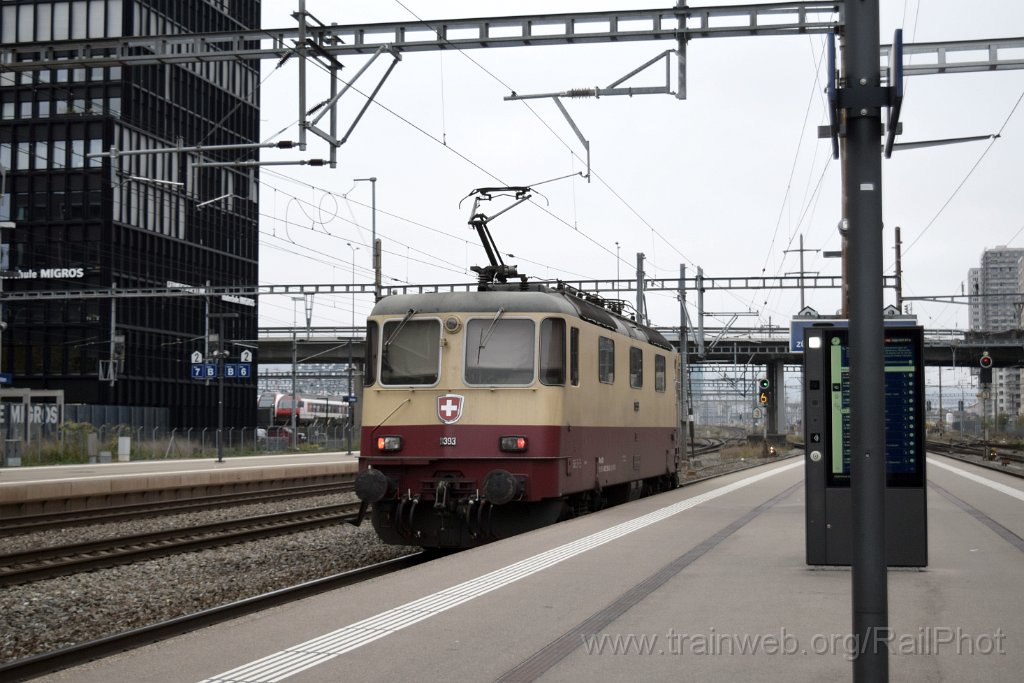 9443-0031-311024.jpg - IRSI Re 421.393-0 / Zürich-Altstetten 31.10.2024