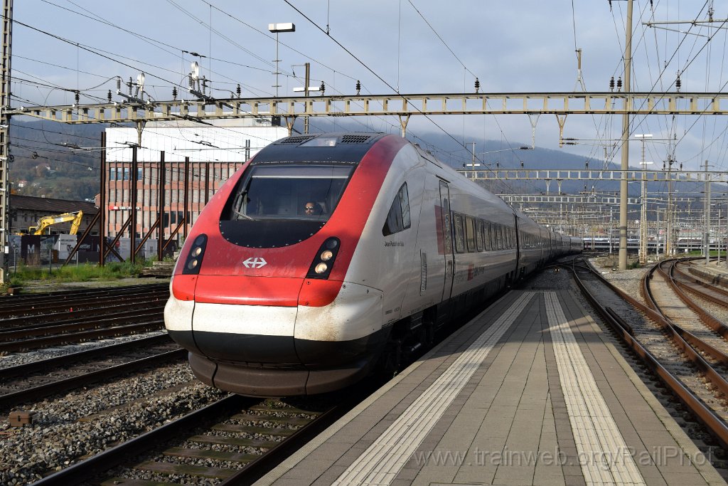 9473-0013-111124.jpg - SBB-CFF ICN RABe 500.012 "Jean-Rodolphe de Salis" / Olten 11.11.2024