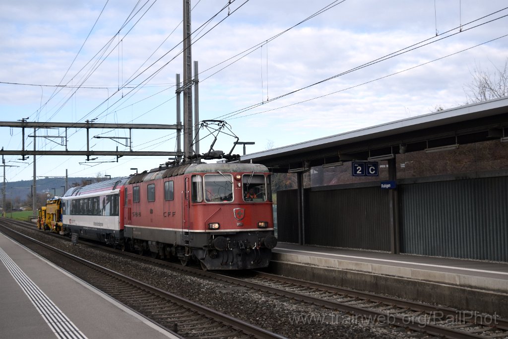 9479-0034-141124.jpg - SBB-CFF Re 4/4" 11153 + X 247 "Voiture de mesure infrastructure" + Scheuchzer B 758 / Rubigen 14.11.2024