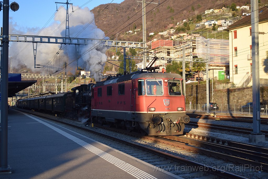 9586-0003-020325.jpg - SBB-CFF Re 4/4" 11200 + Verbano-Express 625.116 + SBB-CFF Ae 6/6 11419 "Appenzell I.Rh" / Bellinzona 2.3.2025