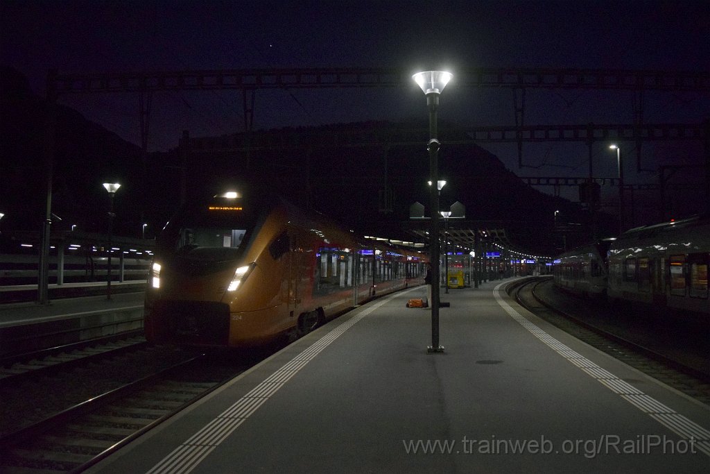 9587-0015-020325.jpg - SOB RABe 526.224-1 / Arth-Goldau 2.3.2025